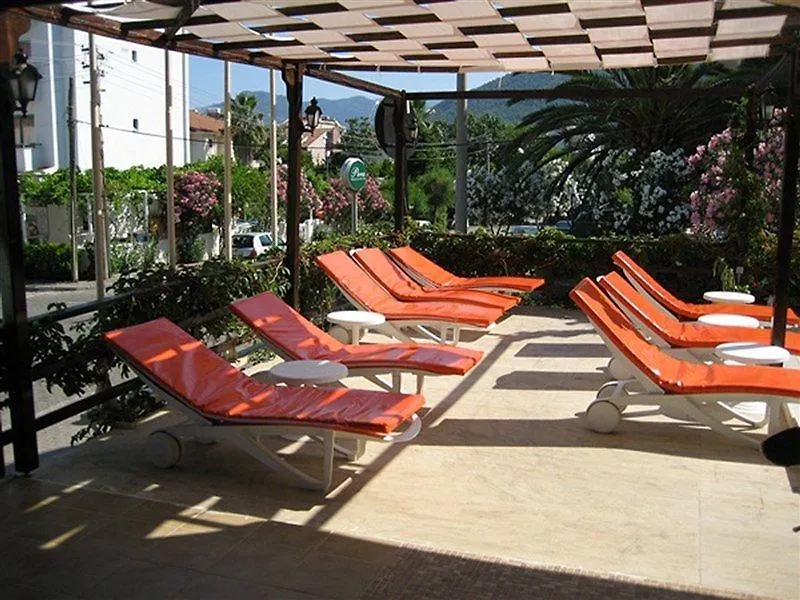 Hotel Samoy 马尔马里斯